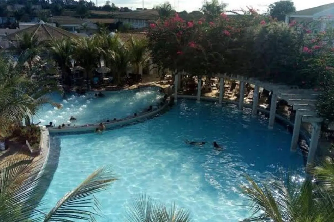 Apartamento L'acqua di Roma fogão micro-ondas geladeira Park aquático 5 pessoas Caldas Novas